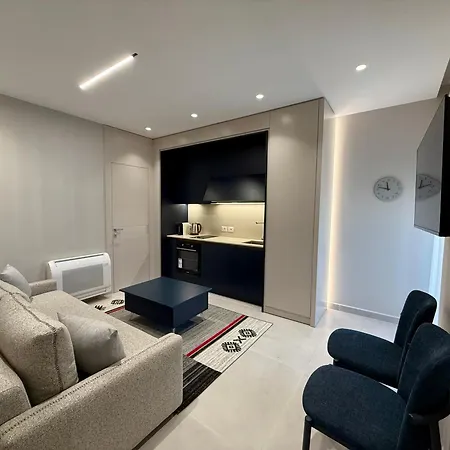 Center Sav Blavus * Tirana