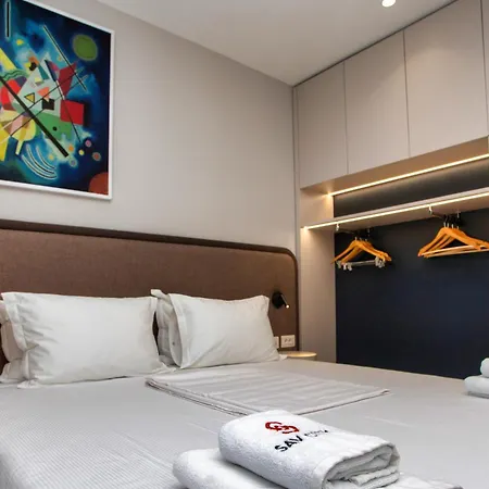 Center Sav Blavus Tirana